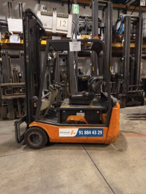 CARRETILLA ELEVADORA ELÉCTRICA STILL